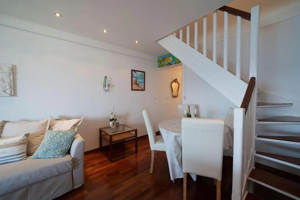 La Prom - A Two Bedroom Apartment With A Sea View Nice